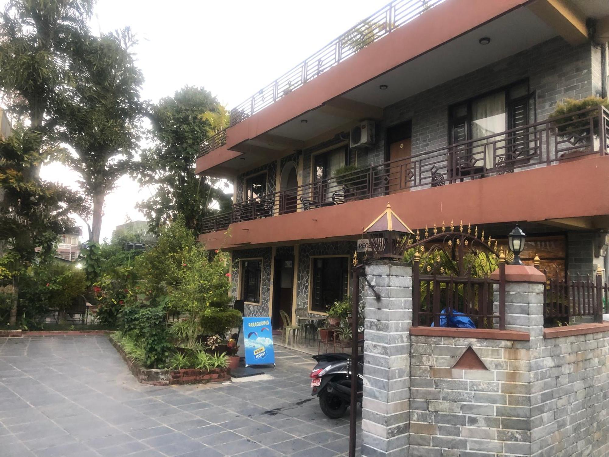 Hotel Mandala Pokhara Luaran gambar