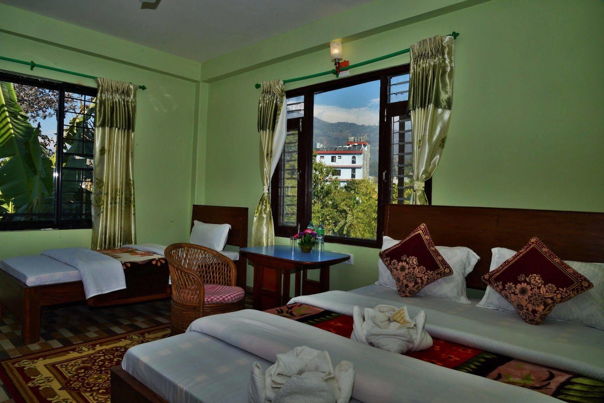 Hotel Mandala Pokhara Luaran gambar